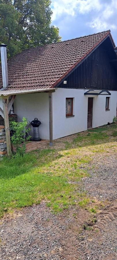 Domek U Rybnika Schloss Bosig Exteriér fotografie